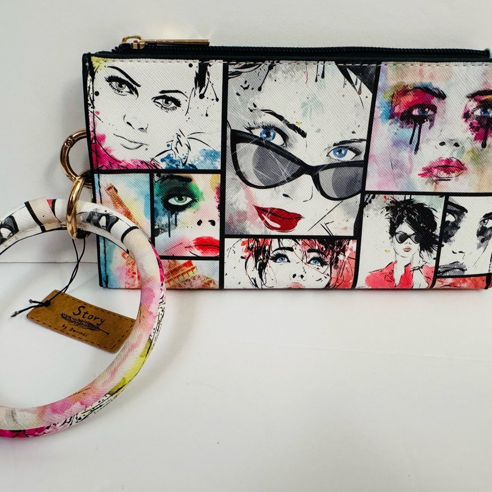 Story by Davinci Wristlet Clutch